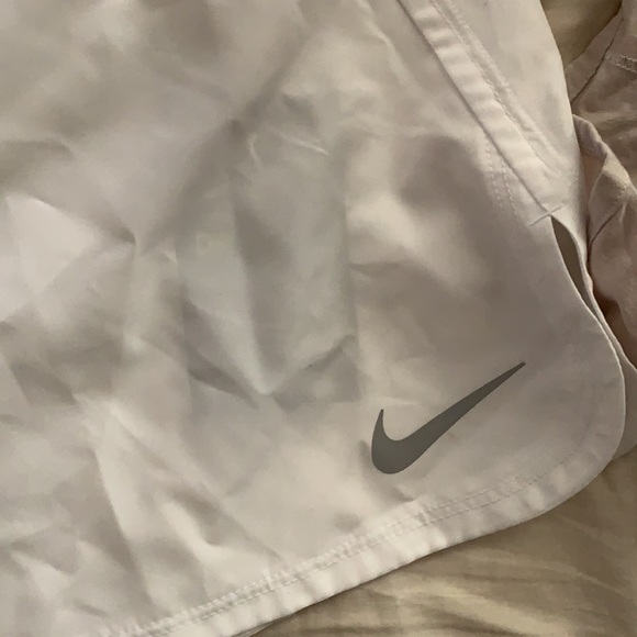 Nike dri-fit running shorts - Picture 2 of 8